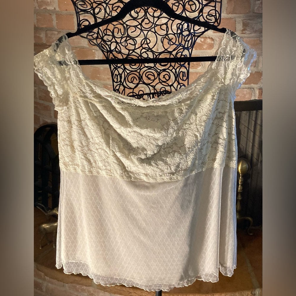 Venezia Lace Top in Cream